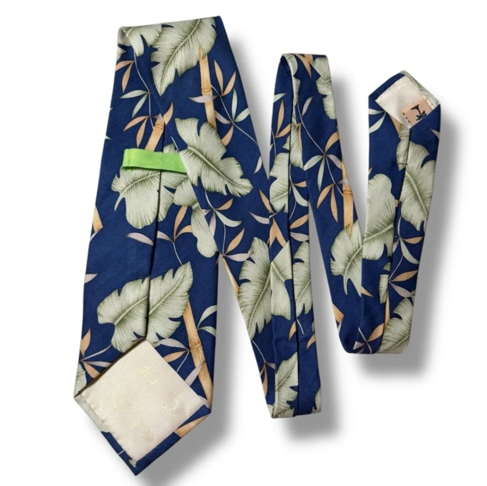 TOMMY BAHAMA Blue Silk Print Tie Tropical Plants Pattern